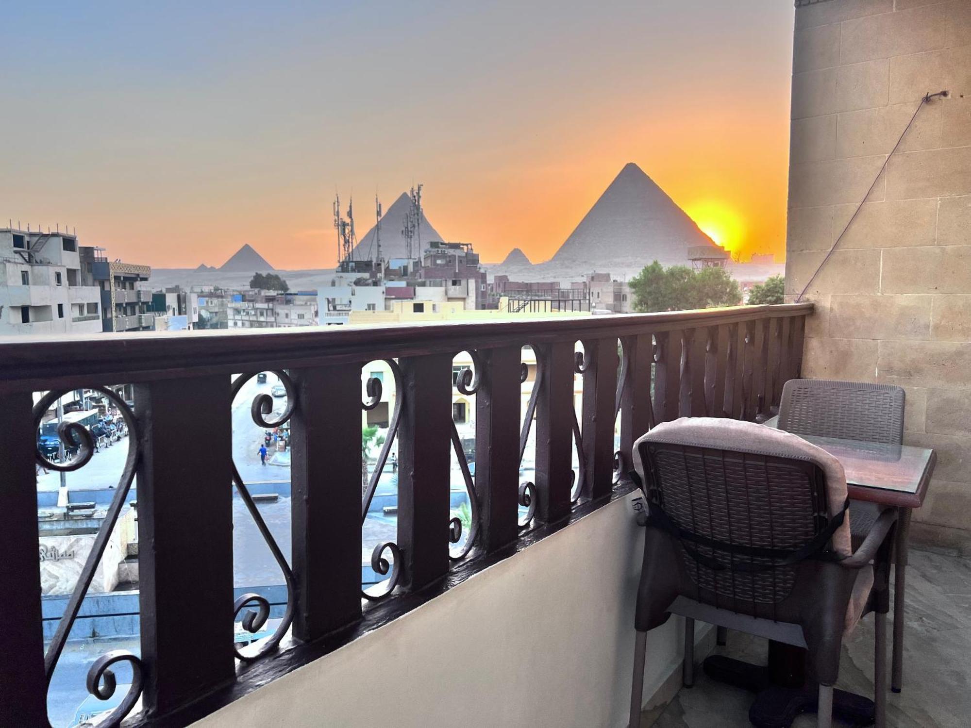 El Aida Pyramids View Hotel Kafret el-Gabal Екстериор снимка