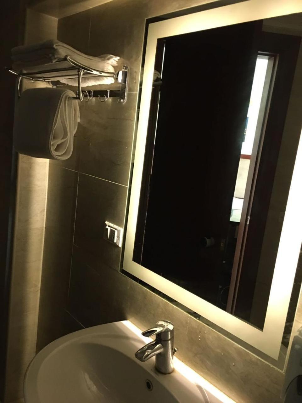 El Aida Pyramids View Hotel Kafret el-Gabal Екстериор снимка