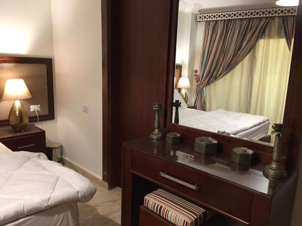 El Aida Pyramids View Hotel Kafret el-Gabal Екстериор снимка