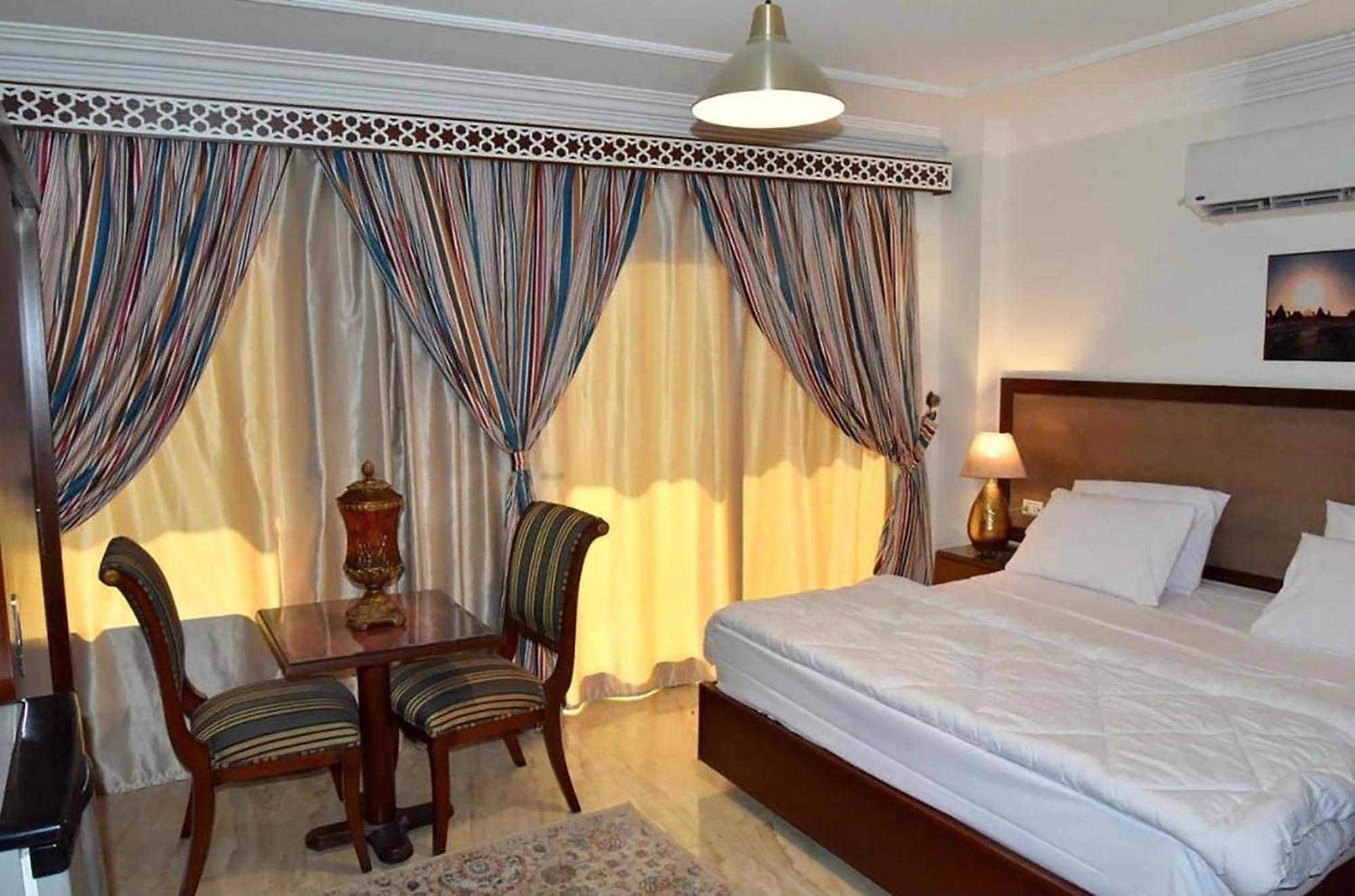 El Aida Pyramids View Hotel Kafret el-Gabal Екстериор снимка