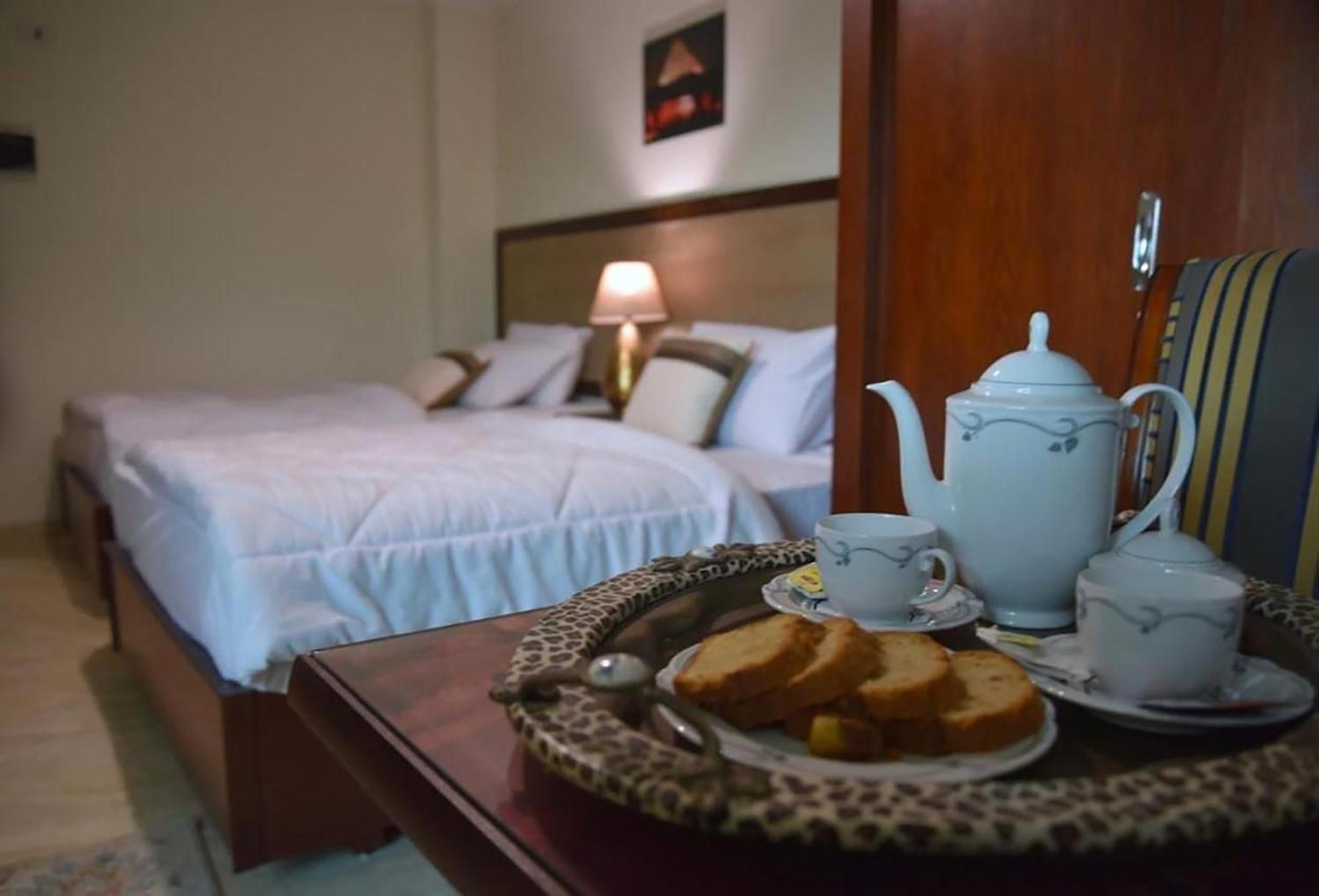 El Aida Pyramids View Hotel Kafret el-Gabal Екстериор снимка