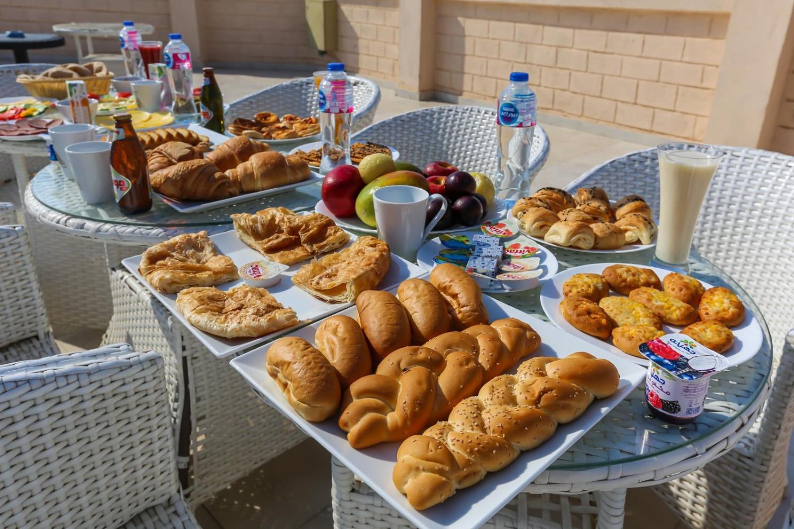 El Aida Pyramids View Hotel Kafret el-Gabal Екстериор снимка